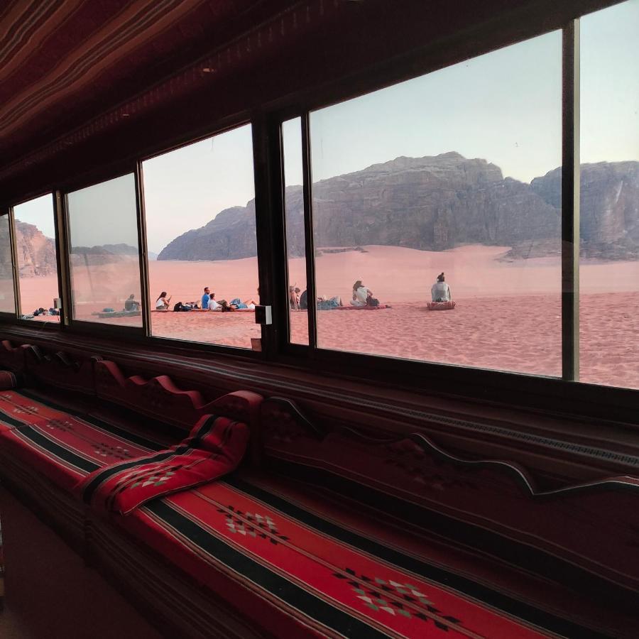 Rotana Camp Hotel Вади Рум Екстериор снимка