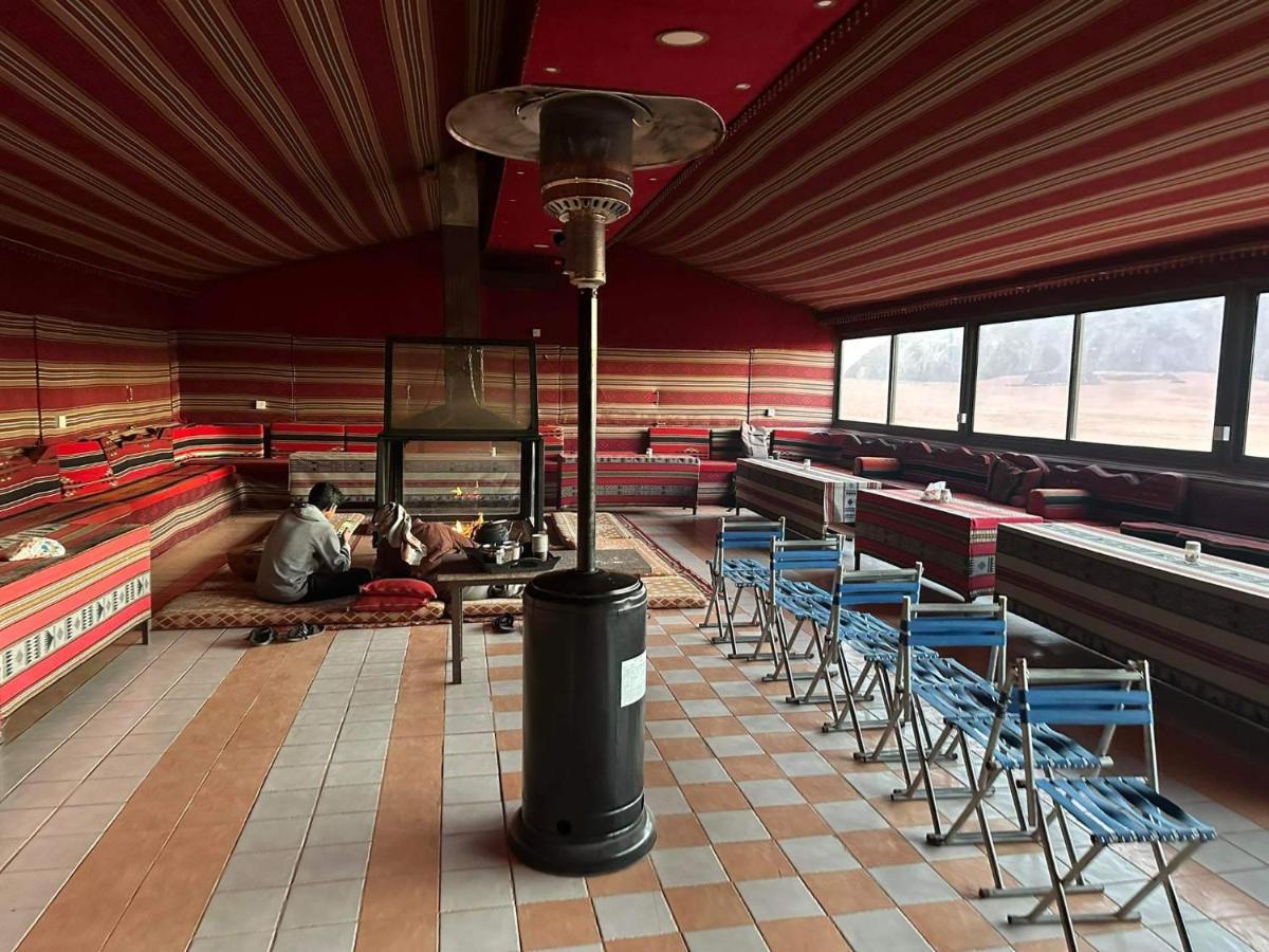 Rotana Camp Hotel Вади Рум Екстериор снимка