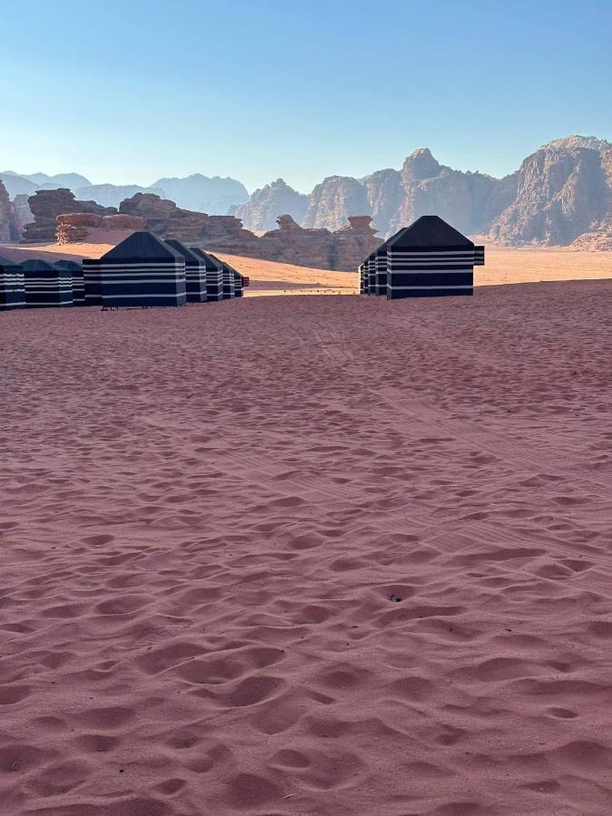 Rotana Camp Hotel Вади Рум Екстериор снимка